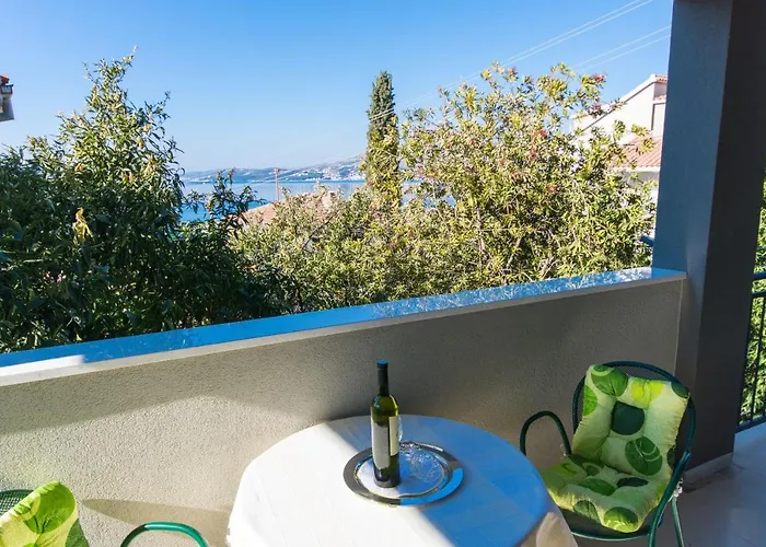 Mm Διαμέρισμα *